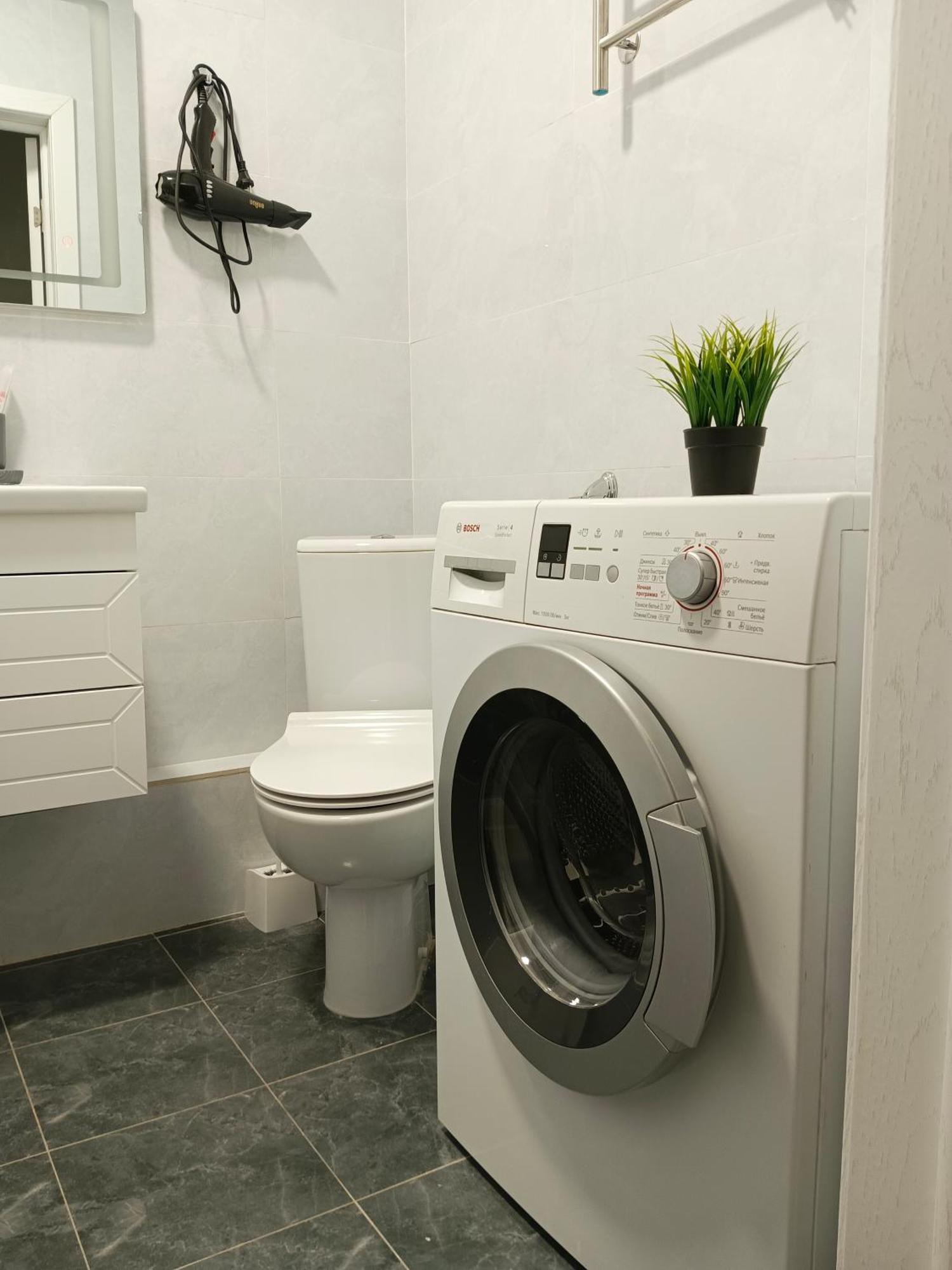 евродвушка на тулебаева Apartment Almaty