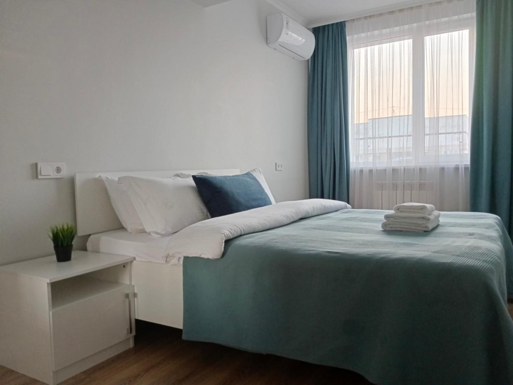 евродвушка на тулебаева Apartment Almaty